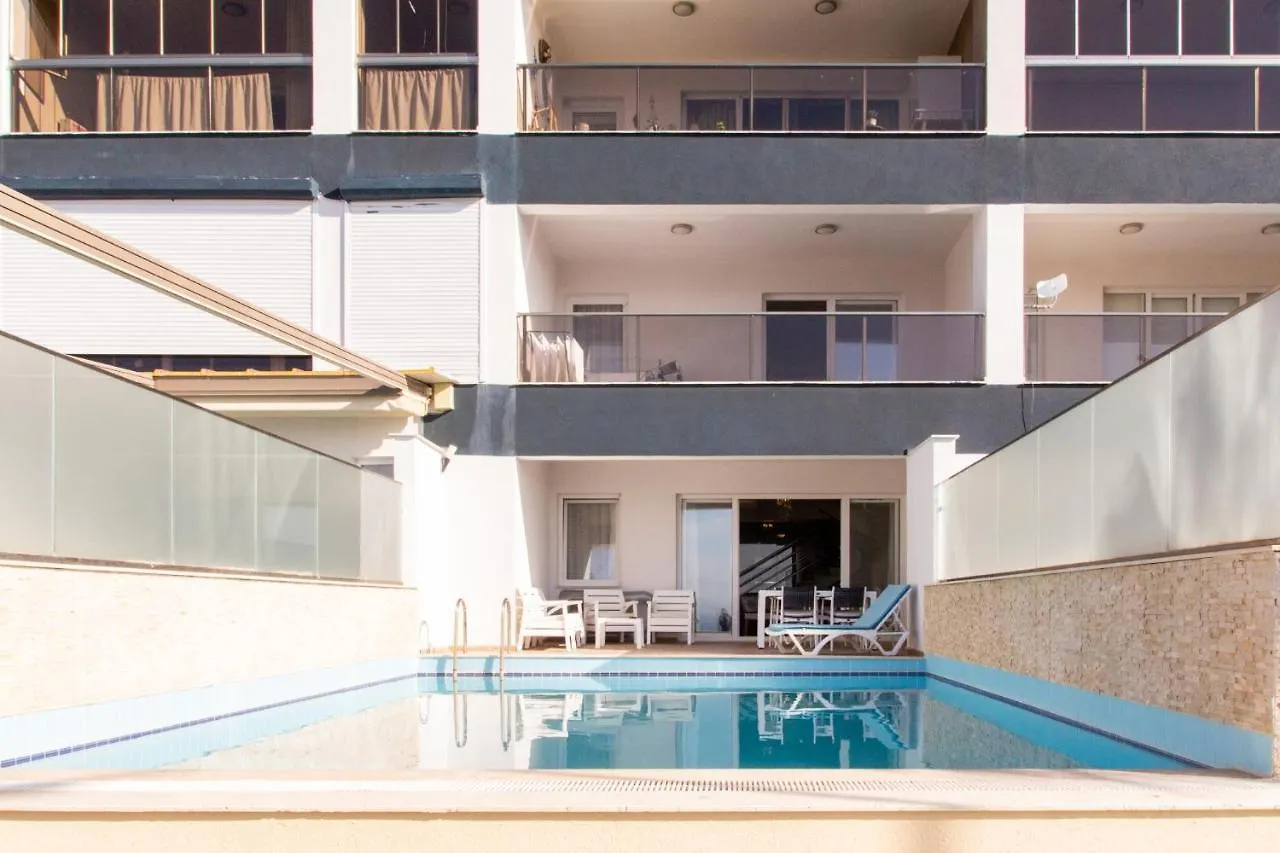 Spacious Perfect Flat With Private Pool Apartment Kusadasi