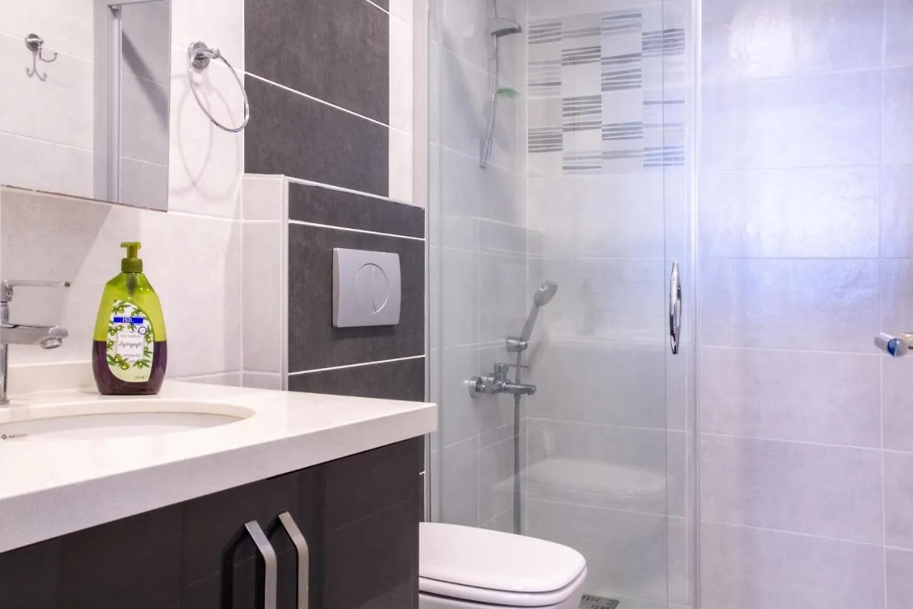 Spacious Perfect Flat With Private Pool Apartamento Kusadası Turquia
