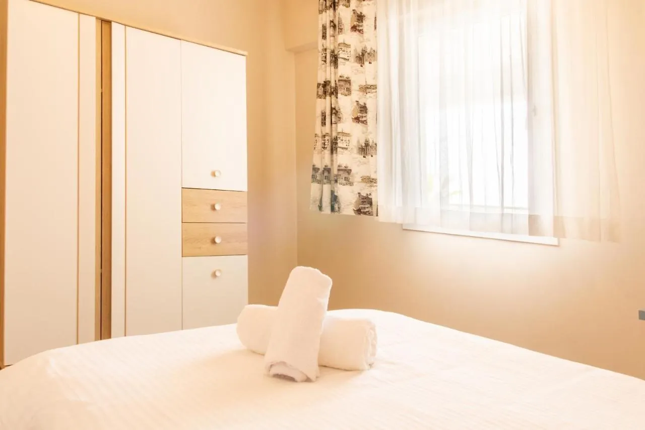 Spacious Perfect Flat With Private Pool Apartamento Kusadası 0*,  Turquia
